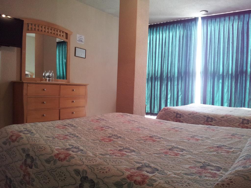 Hotel El Monte Salamanca Habitación foto
